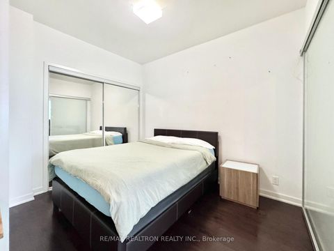 Photo 26 at 2201 - 12 York Street, Waterfront Communities C1, Toronto