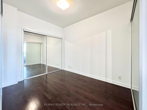 Photo 27 at 2201 - 12 York Street, Waterfront Communities C1, Toronto