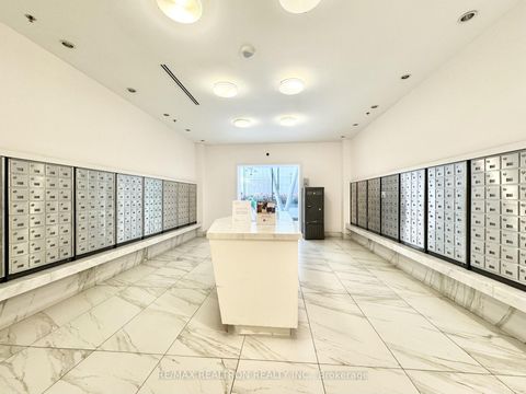 Photo 40 at 2201 - 12 York Street, Waterfront Communities C1, Toronto