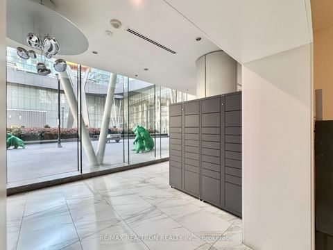 Photo 41 at 2201 - 12 York Street, Waterfront Communities C1, Toronto