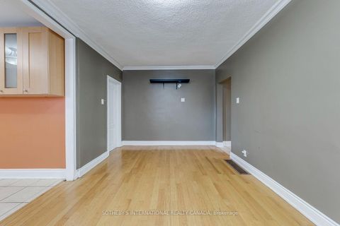 Photo 14 at 66 Twenty Ninth Street, Long Branch, Toronto