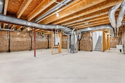 Photo 39 at 84 Gretzky Avenue, Rural Barrie Southeast, Barrie