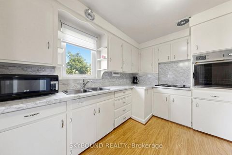 Photo 8 at 13 Liscombe Road, Rustic, Toronto