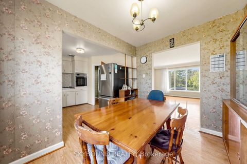 Photo 11 at 13 Liscombe Road, Rustic, Toronto