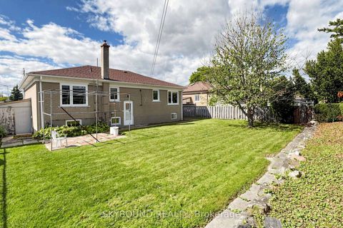 Photo 26 at 13 Liscombe Road, Rustic, Toronto