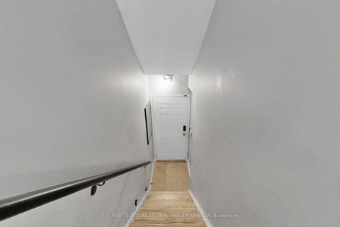 Photo 8 at 377 - 32 Stadium Road, Niagara, Toronto