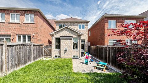 Photo 33 at 176 Sir Sanford Fleming Way, Patterson, Vaughan