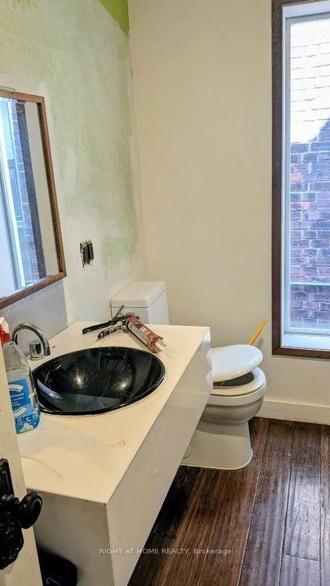 Photo 2 at 160 Rosemount Avenue, Davenport, Toronto