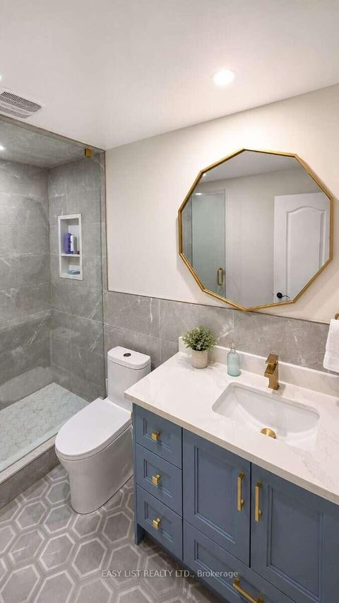 Photo 8 at 103 Fifefield Drive, Maple, Vaughan
