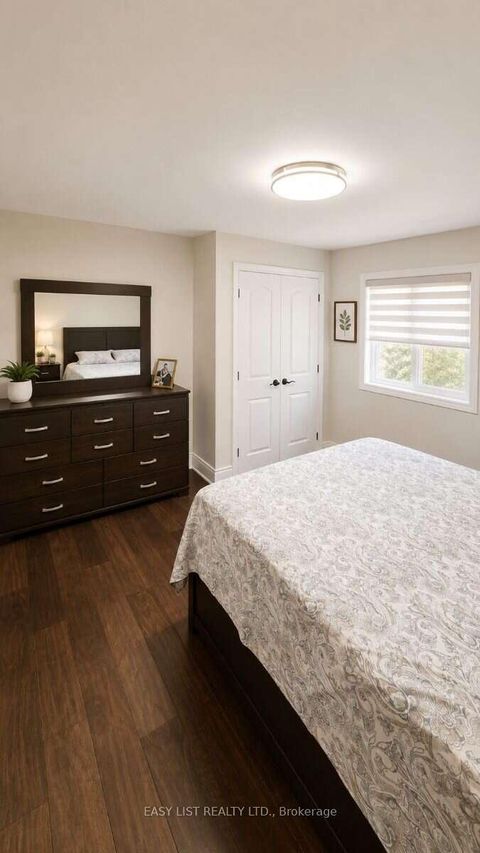 Photo 16 at 103 Fifefield Drive, Maple, Vaughan