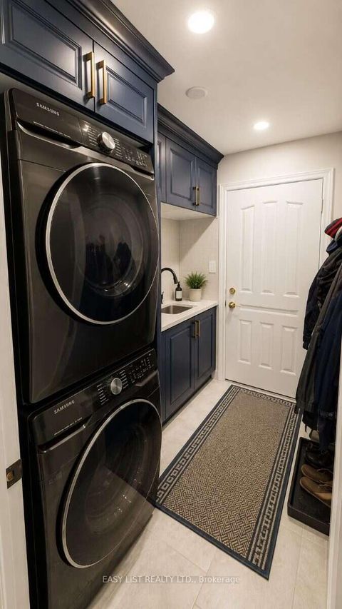 Photo 17 at 103 Fifefield Drive, Maple, Vaughan