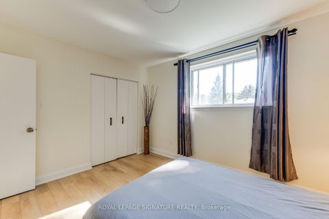 Photo 8 at 8 Bellbury Crescent, Don Valley Village, Toronto