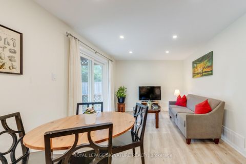 Photo 17 at 8 Bellbury Crescent, Don Valley Village, Toronto