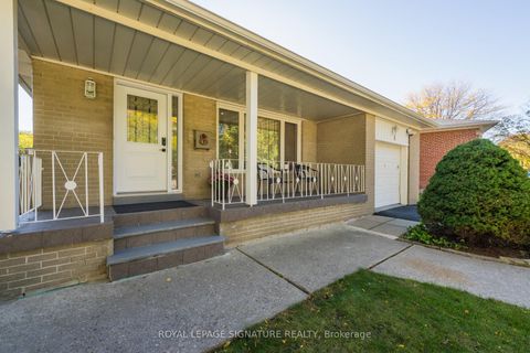 Photo 32 at 8 Bellbury Crescent, Don Valley Village, Toronto
