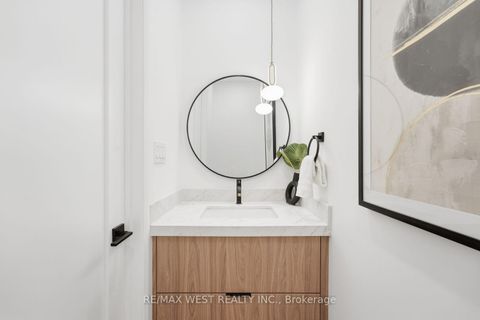 Photo 17 at 77 Alameda Avenue, Oakwood Village, Toronto