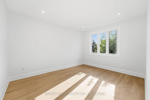 Photo 26 at 77 Alameda Avenue, Oakwood Village, Toronto