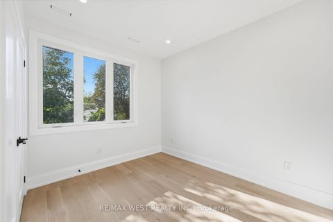 Photo 29 at 77 Alameda Avenue, Oakwood Village, Toronto