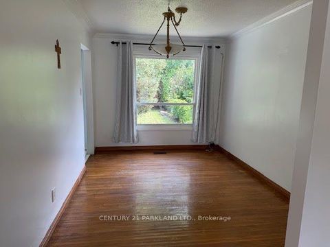 Photo 6 at 59 Cedar Drive, Scarborough Village, Toronto