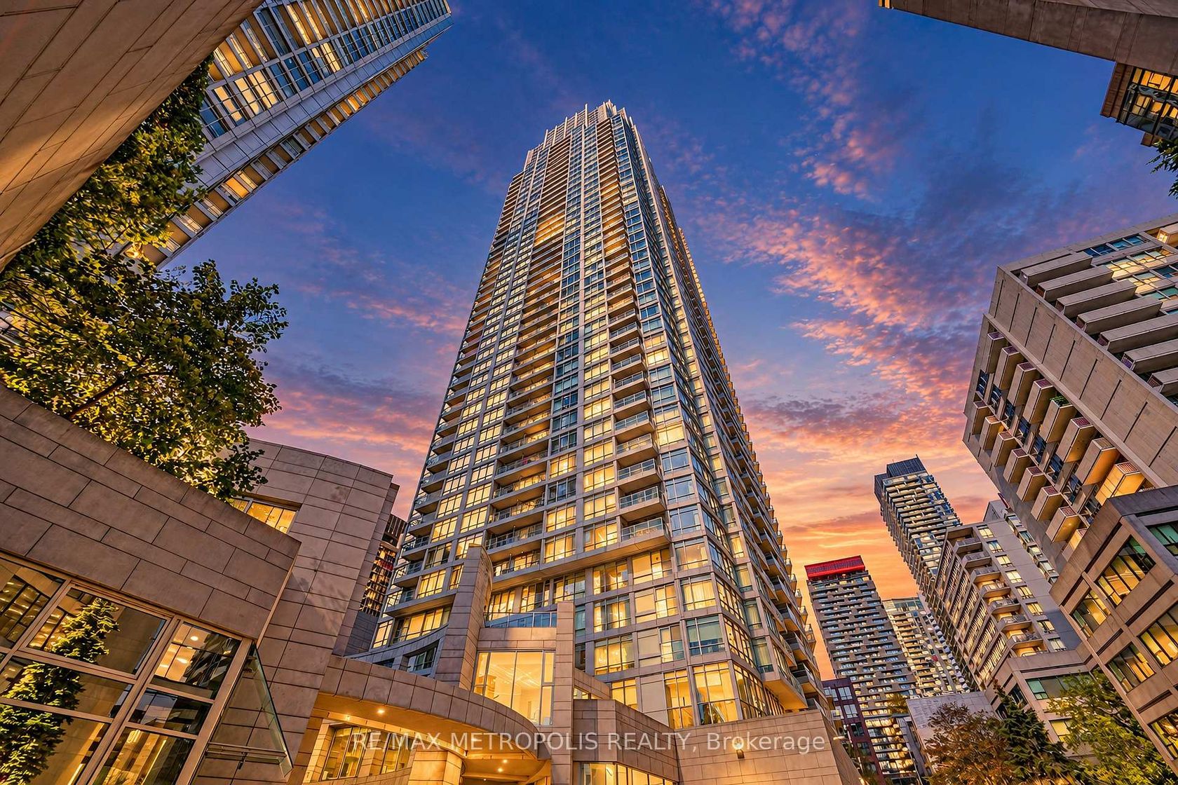 3709 - 2191 Yonge Street, Mount Pleasant West, Toronto 