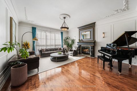 Photo 4 at 100 Owen Boulevard, Windfields, Toronto