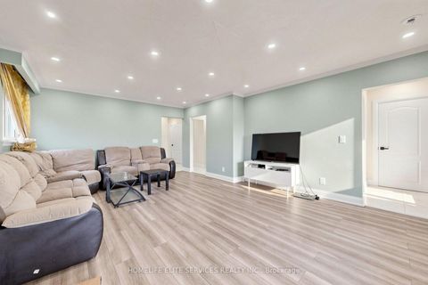 Photo 6 at 76 Gooderham Drive, Maryvale, Toronto
