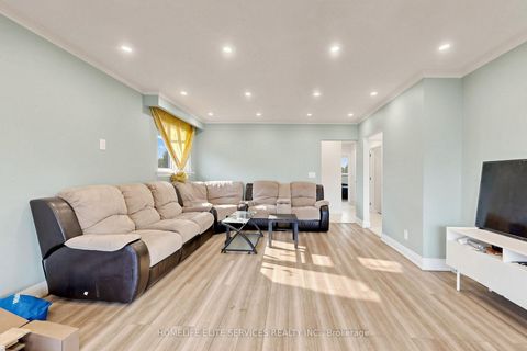 Photo 7 at 76 Gooderham Drive, Maryvale, Toronto