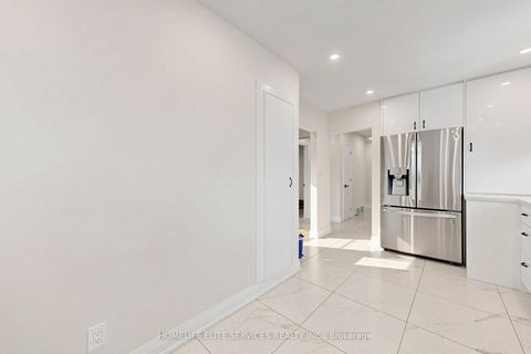 Photo 12 at 76 Gooderham Drive, Maryvale, Toronto