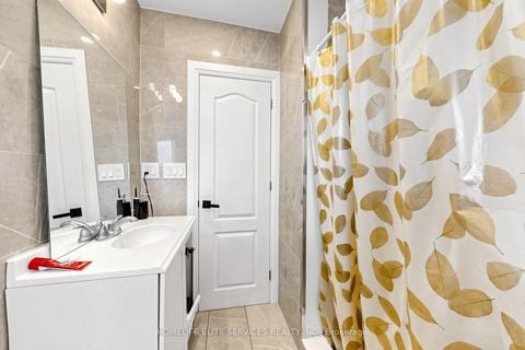 Photo 23 at 76 Gooderham Drive, Maryvale, Toronto