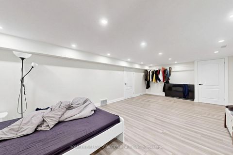 Photo 34 at 76 Gooderham Drive, Maryvale, Toronto
