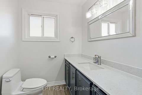 Photo 18 at 9 Noblewood Drive, Nobleton, King