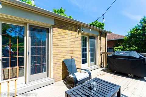 Photo 2 at 53 Savona Drive, Alderwood, Toronto