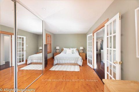 Photo 14 at 53 Savona Drive, Alderwood, Toronto