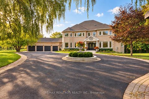 Photo 4 at 37 Offord Crescent, Bayview Southeast, Aurora