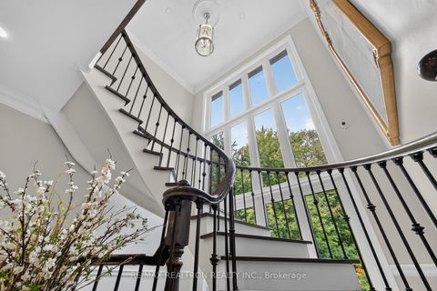 Photo 14 at 37 Offord Crescent, Bayview Southeast, Aurora