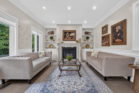 Photo 17 at 37 Offord Crescent, Bayview Southeast, Aurora