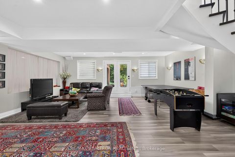 Photo 41 at 37 Offord Crescent, Bayview Southeast, Aurora
