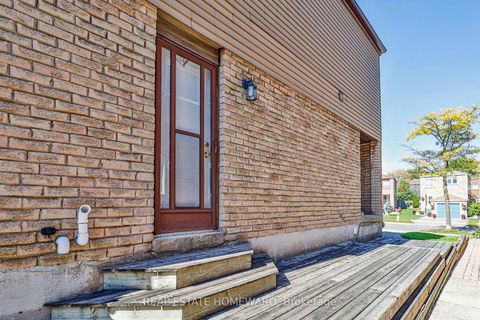 Photo 3 at 162 Bob O'Link Avenue, Glen Shields, Vaughan