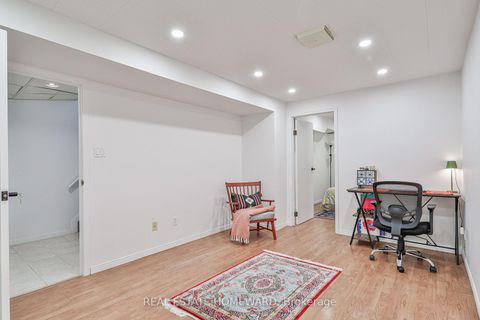 Photo 37 at 162 Bob O'Link Avenue, Glen Shields, Vaughan
