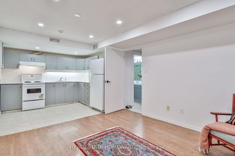 Photo 38 at 162 Bob O'Link Avenue, Glen Shields, Vaughan