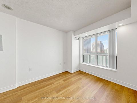Photo 7 at LPH03 - 20 Olive Avenue, Willowdale East, Toronto