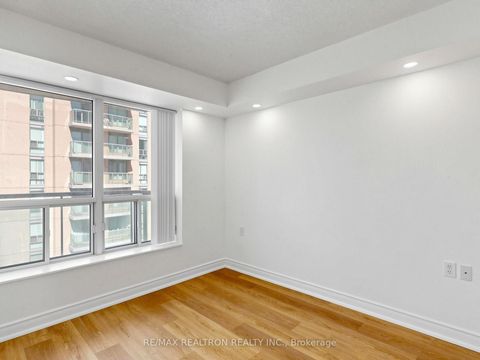 Photo 8 at LPH03 - 20 Olive Avenue, Willowdale East, Toronto