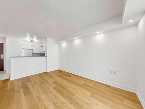 Photo 12 at LPH03 - 20 Olive Avenue, Willowdale East, Toronto