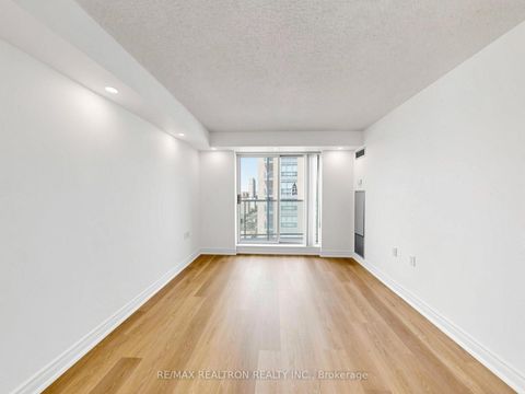 Photo 14 at LPH03 - 20 Olive Avenue, Willowdale East, Toronto