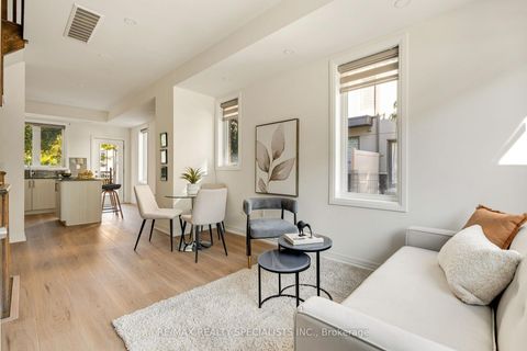 Photo 5 at 162 William Duncan Road, CFB, Toronto
