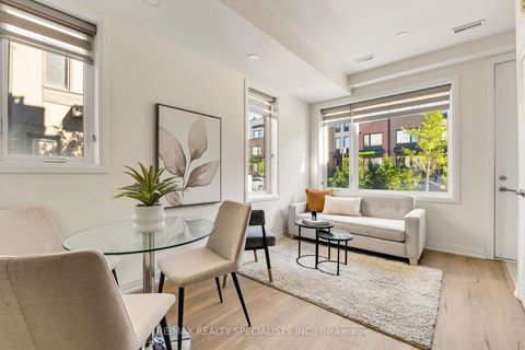 Photo 6 at 162 William Duncan Road, CFB, Toronto