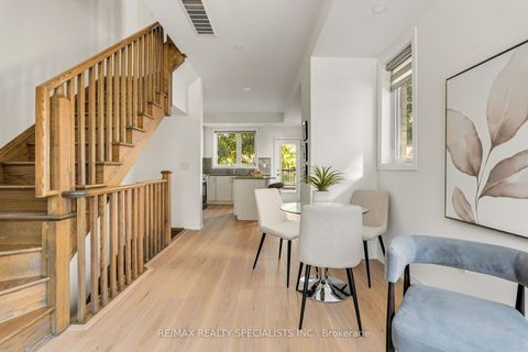 Photo 8 at 162 William Duncan Road, CFB, Toronto