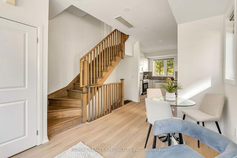 Photo 16 at 162 William Duncan Road, CFB, Toronto