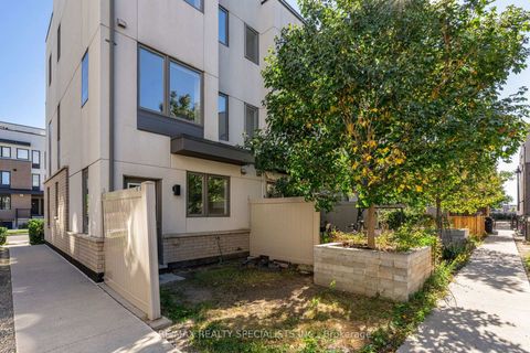 Photo 45 at 162 William Duncan Road, CFB, Toronto