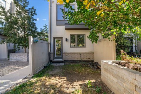 Photo 47 at 162 William Duncan Road, CFB, Toronto