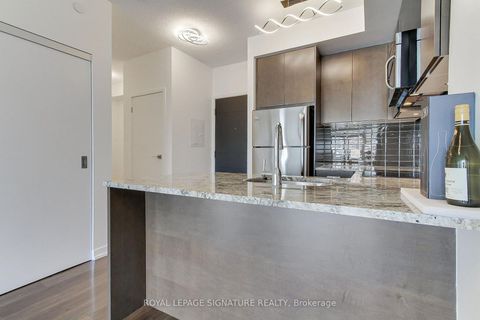 Photo 10 at 1913 - 98 Lillian Street, Mount Pleasant West, Toronto